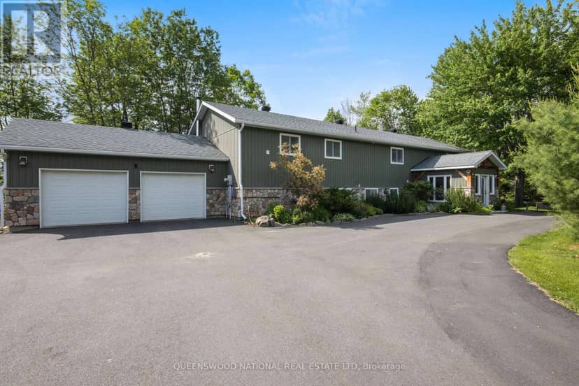 42125 Combermere Road NE, Madawaska Valley