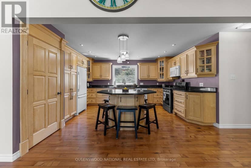 42125 Combermere Road NE — photo 13 of 40