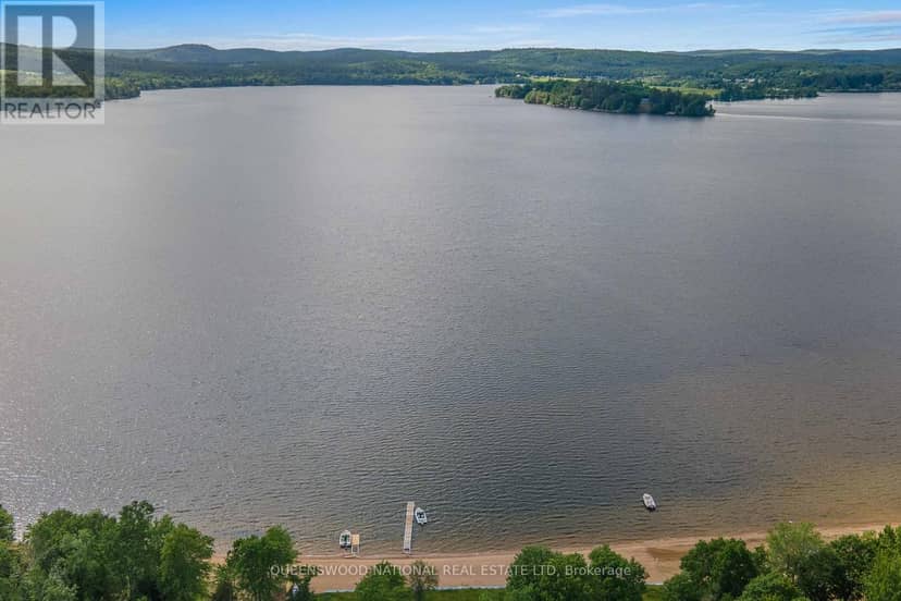 42125 Combermere Road NE, Madawaska Valley, photo 6