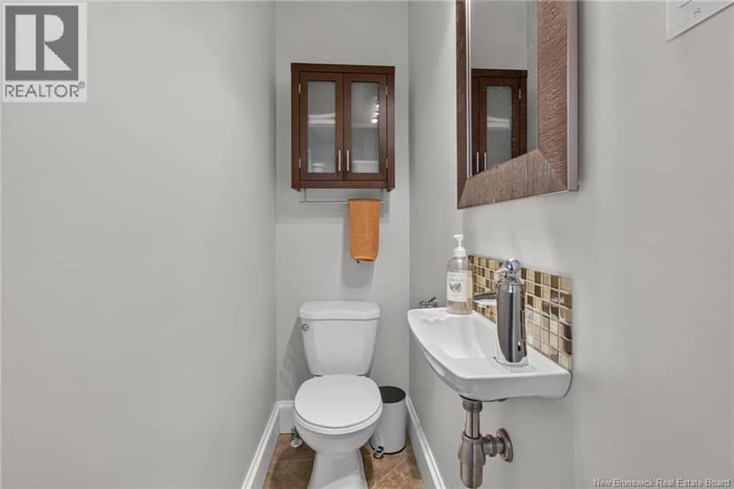 16 Norwood Avenue — photo 29 of 40