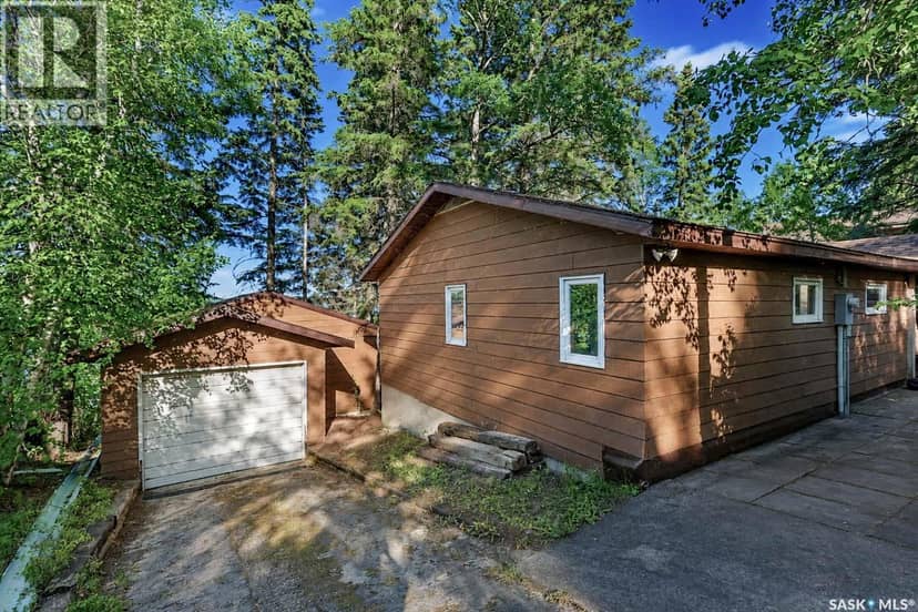 183 Carwin Park DRIVE — photo 5 of 40