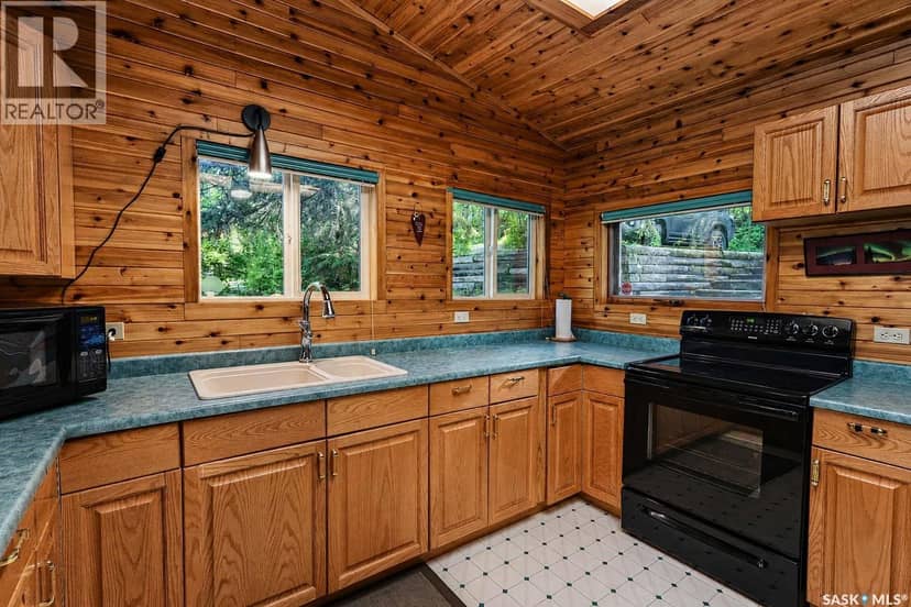 183 Carwin Park DRIVE — photo 10 of 40
