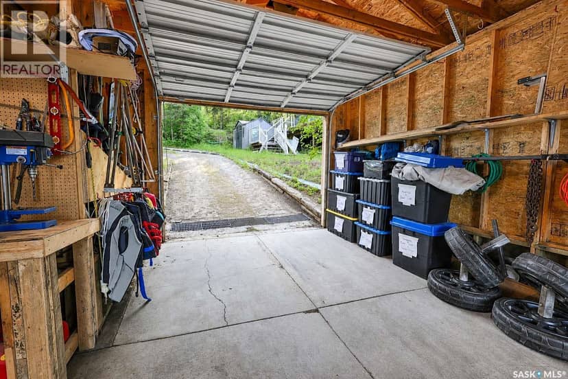 183 Carwin Park DRIVE — photo 39 of 40