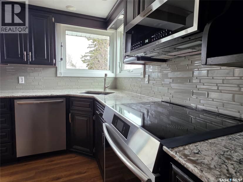 820 Scotia STREET — photo 11 of 39