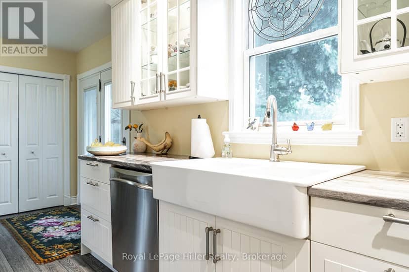 121 Milton Street — photo 19 of 40