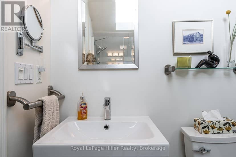 121 Milton Street — photo 37 of 40