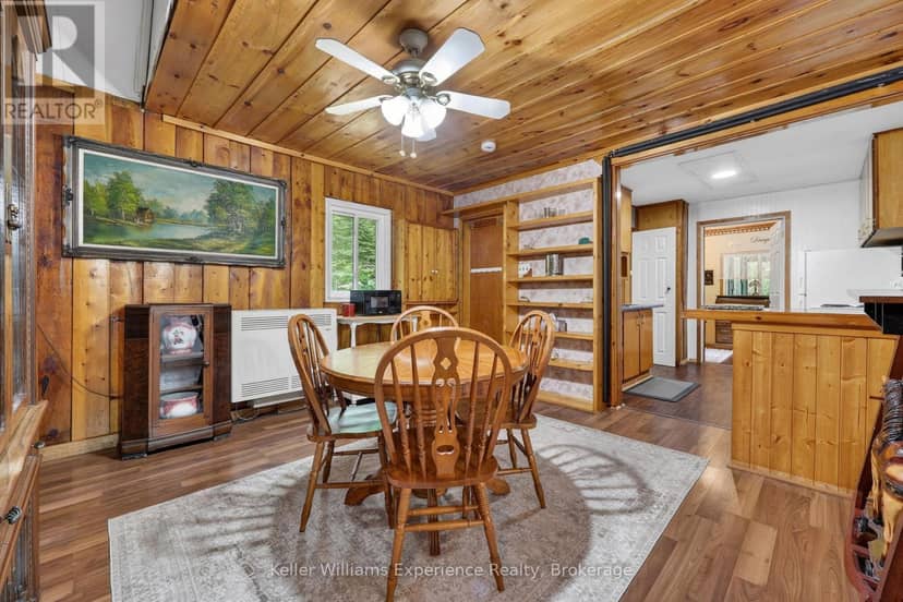 1133 Sherwood Forest Road — photo 16 of 33