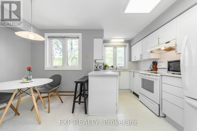 26 - 69 Briston Private — photo 15 of 38