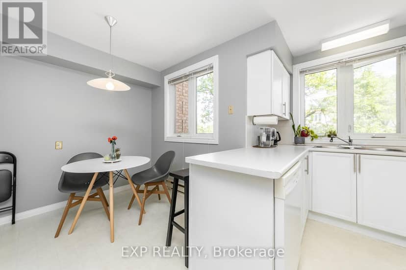 26 - 69 Briston Private — photo 17 of 38