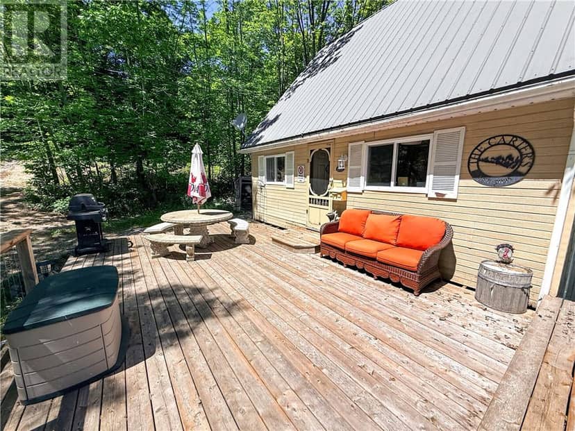 136A Zullich Drive, Kagawong, Manitoulin Island, photo 4