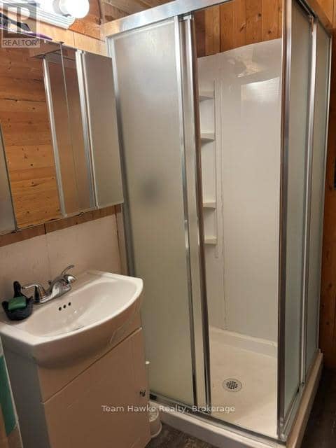 48 McArthur Drive — photo 10 of 27