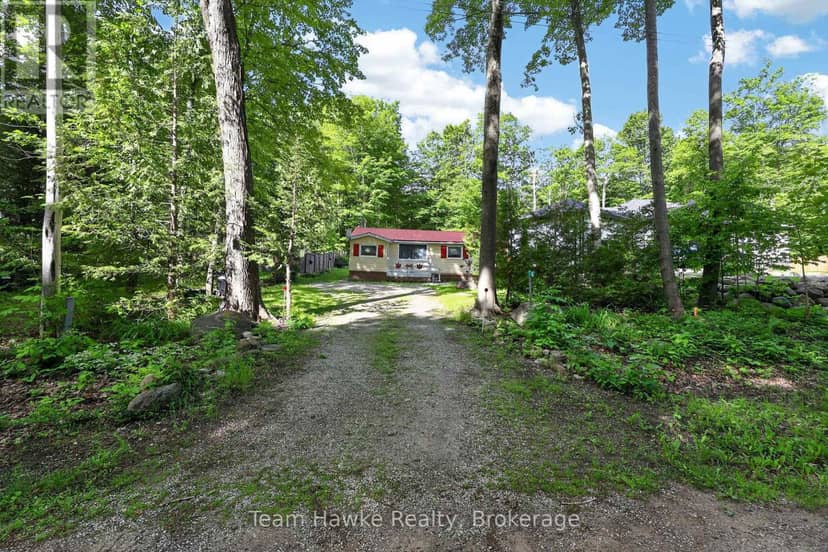 48 McArthur Drive — photo 3 of 27