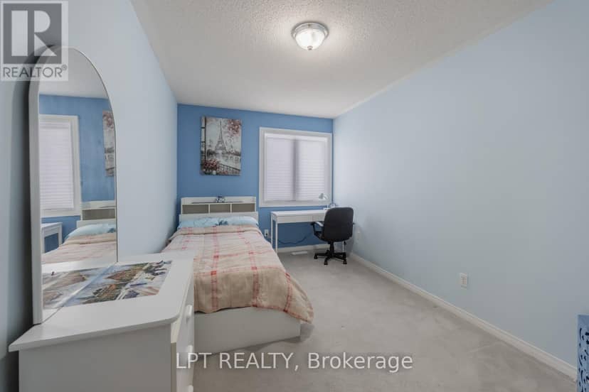 3040 Bentley Drive — photo 17 of 28