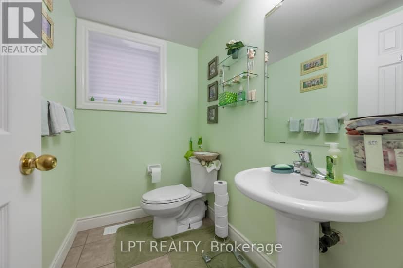 3040 Bentley Drive — photo 24 of 28