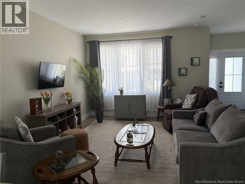 226 Princess Royal Unit# 9 — photo 13 of 29
