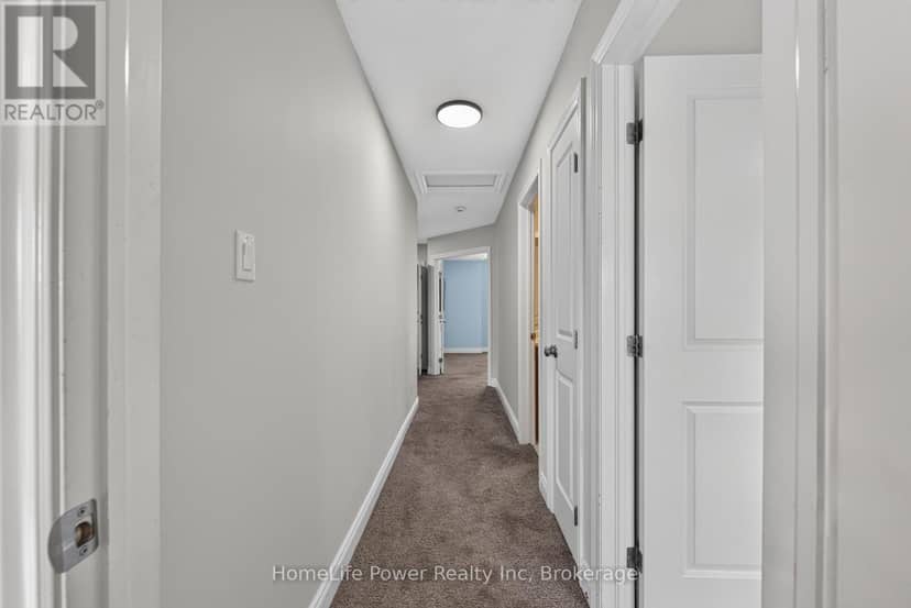 32 Ashberry Place — photo 26 of 39