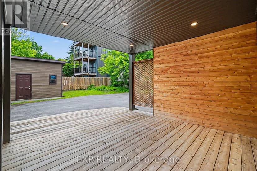 62 Young Street — photo 37 of 40