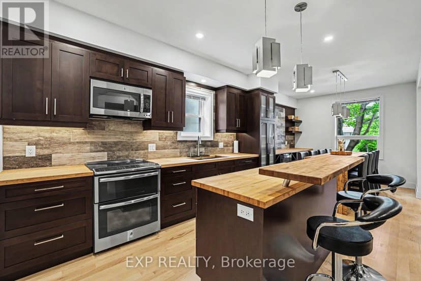 62 Young Street — photo 8 of 40