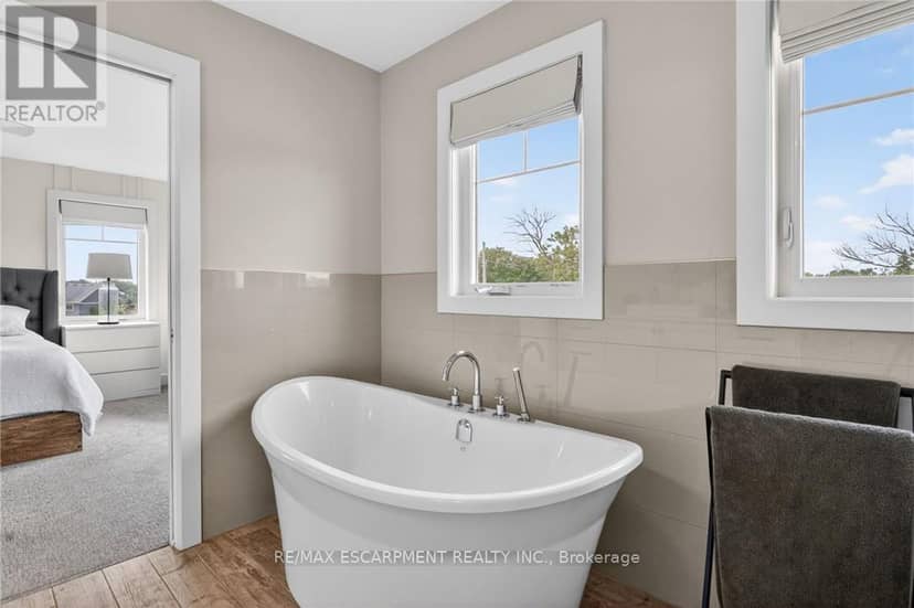 195 Victoria Avenue — photo 26 of 40