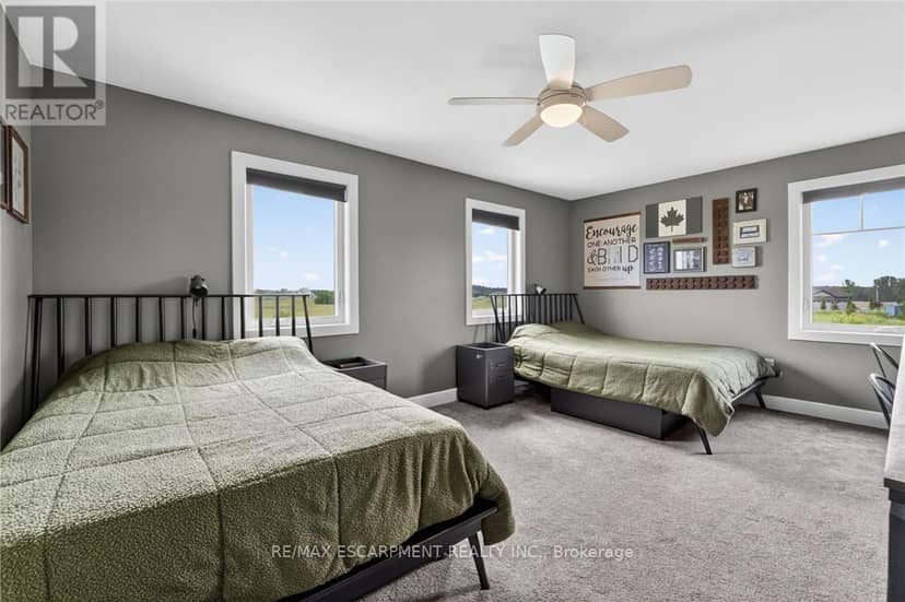 195 Victoria Avenue — photo 31 of 40