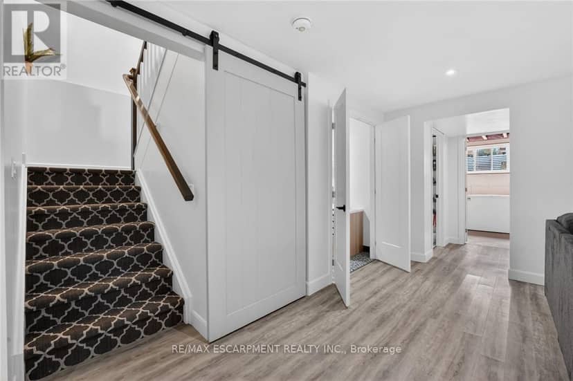 195 Victoria Avenue — photo 34 of 40