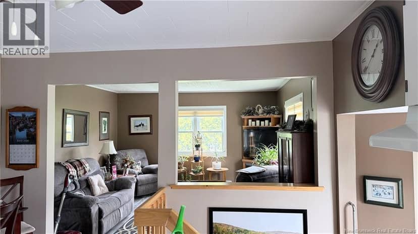 221 Barrett — photo 10 of 22