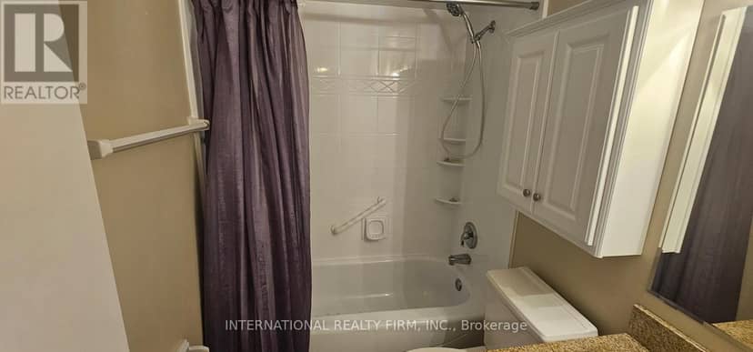 401 - 24 Midland Drive — photo 24 of 33