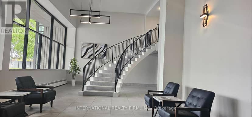 401 - 24 Midland Drive — photo 5 of 33