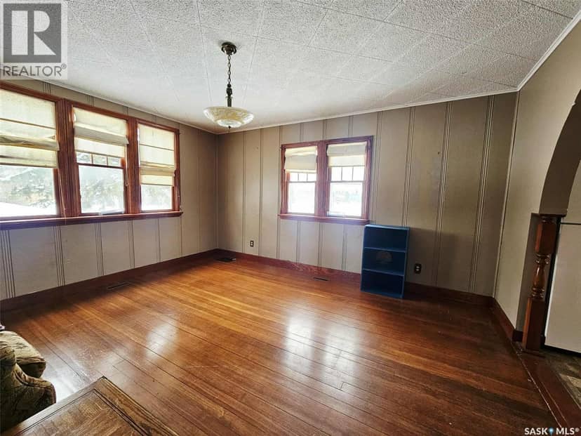 303 Ohlen STREET — photo 10 of 40