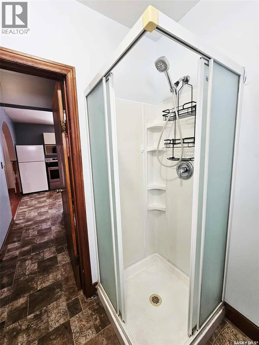 303 Ohlen STREET — photo 21 of 40