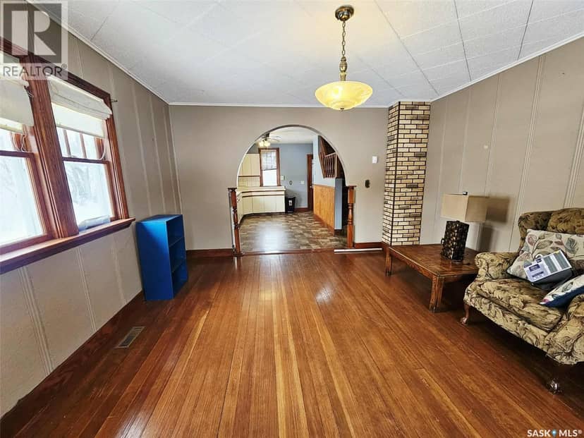303 Ohlen STREET — photo 12 of 40