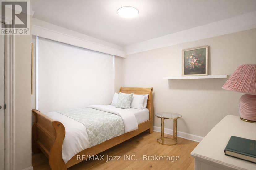 1086 Somerville Street — photo 19 of 22