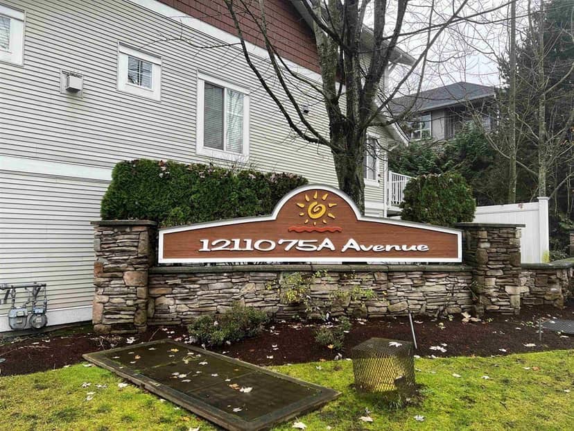 75 12110 75A AVENUE, Surrey
