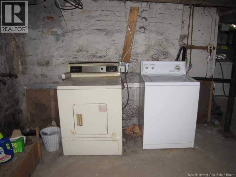 210-212 Pleasant Street — photo 26 of 26