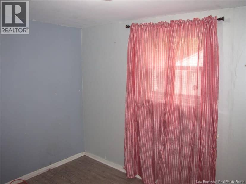 210-212 Pleasant Street — photo 16 of 26