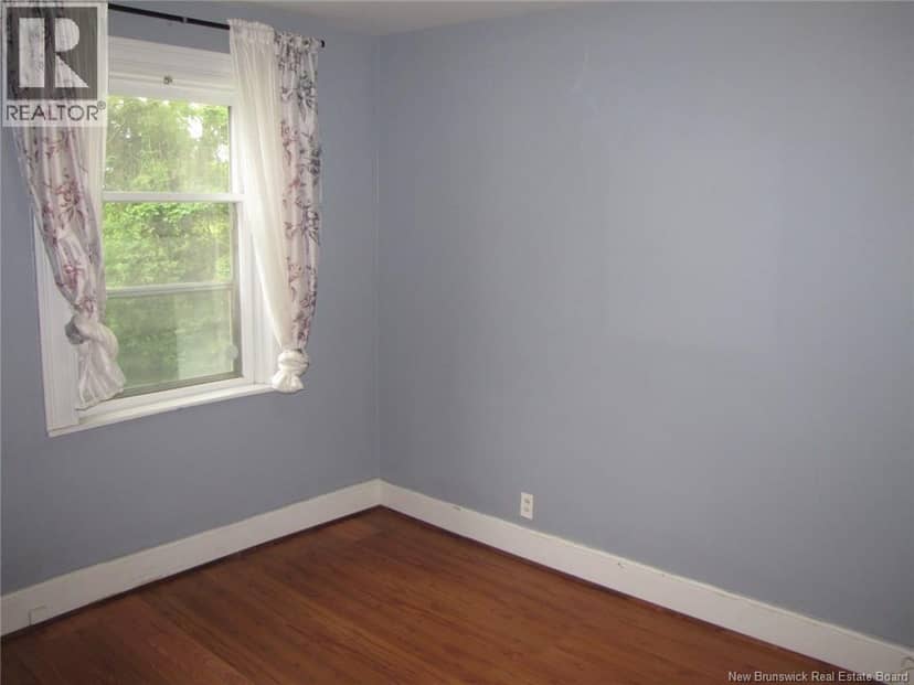 210-212 Pleasant Street — photo 22 of 36