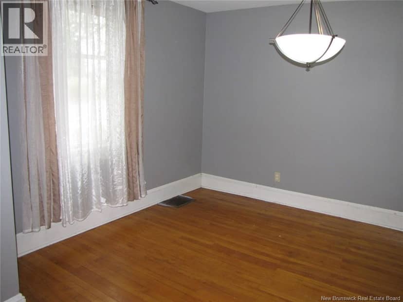 210-212 Pleasant Street — photo 30 of 36