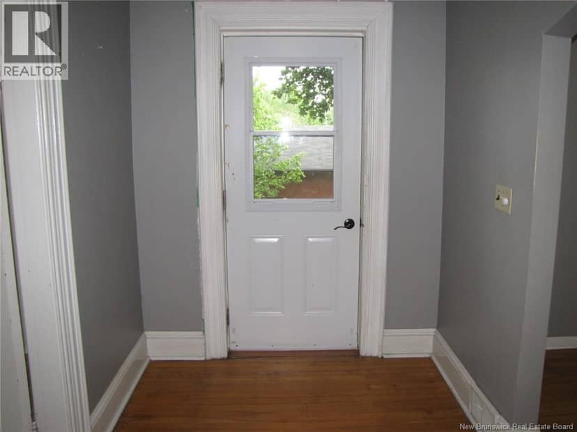 210-212 Pleasant Street — photo 28 of 36