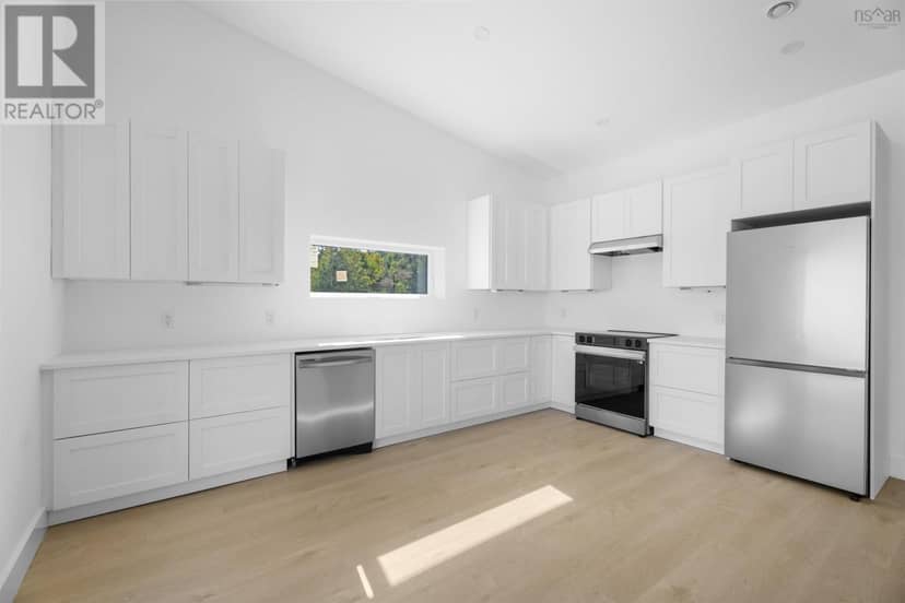 659 West Liscomb Point Road — photo 11 of 39