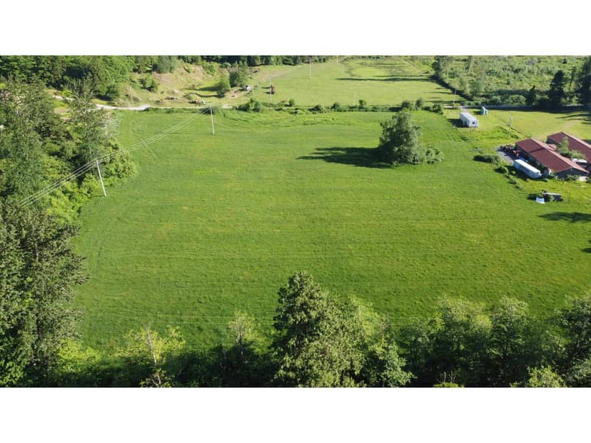 58661 DENT ROAD, Laidlaw, Hope