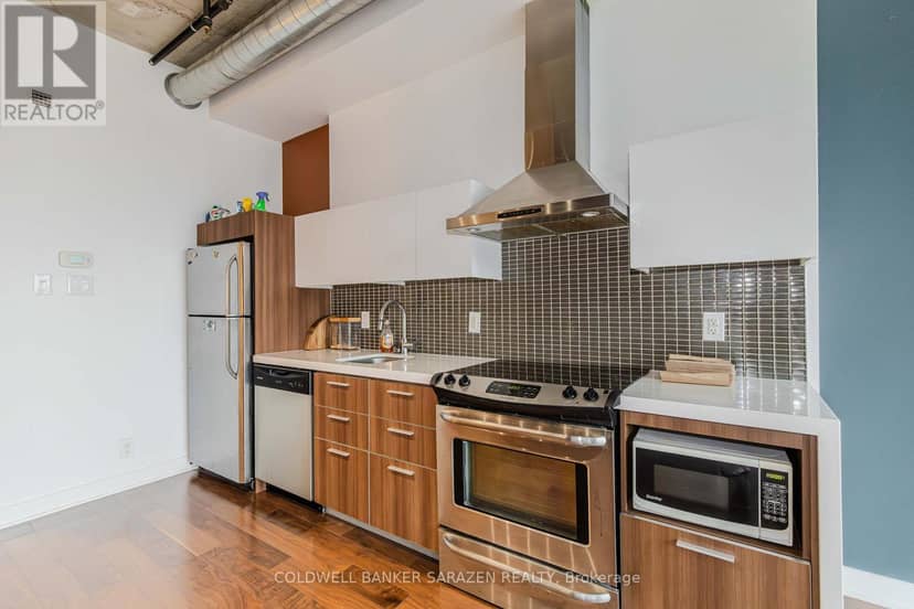 845 - 340 McLeod Street — photo 15 of 40