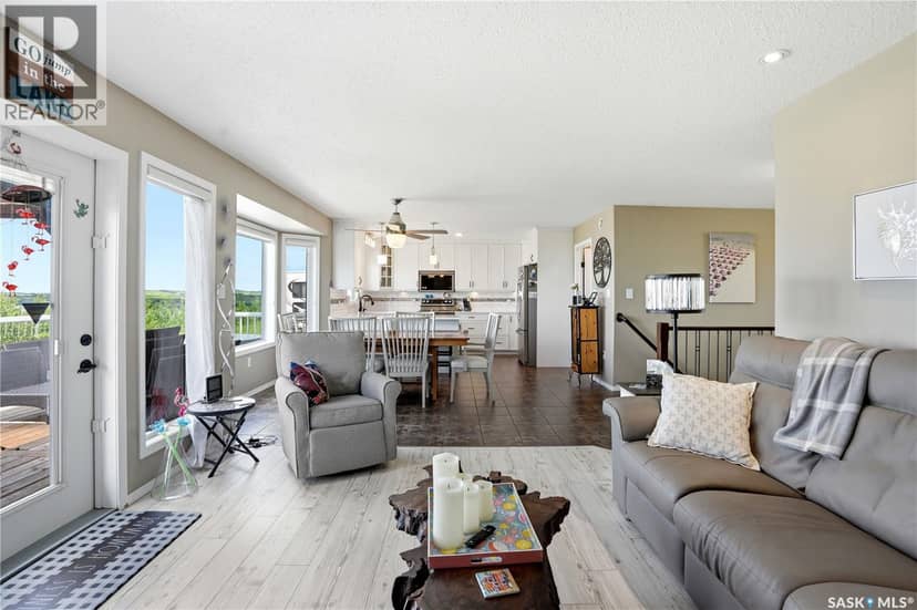 380 Carter CRESCENT — photo 15 of 40