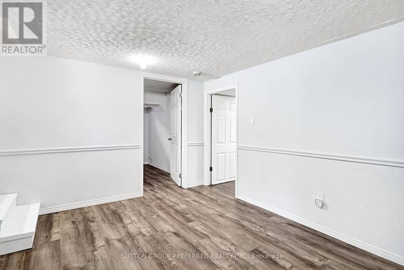 1 Ponderosa Crescent — photo 36 of 40