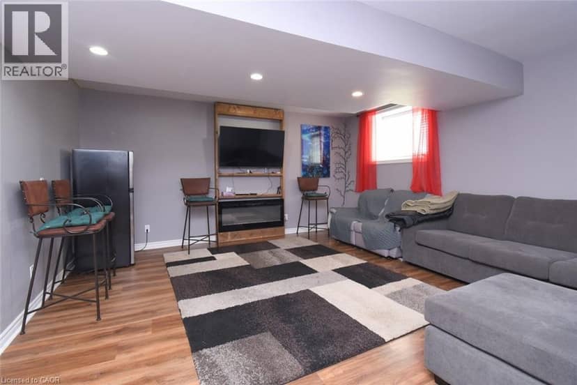 334 ST. LAWRENCE Drive — photo 16 of 39