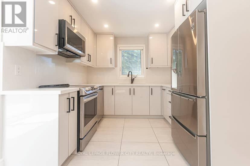 1 St Michaels Crescent — photo 15 of 40