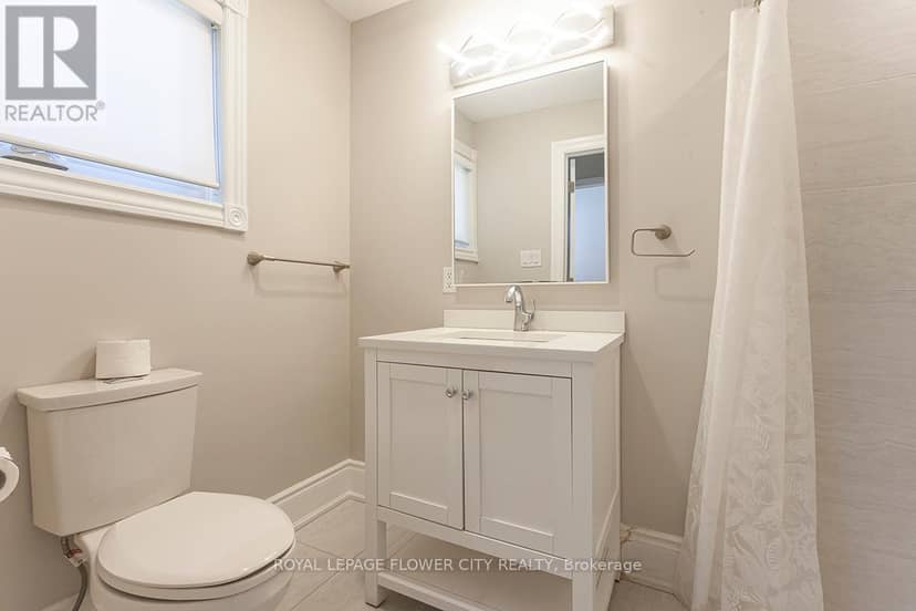 1 St Michaels Crescent — photo 19 of 40