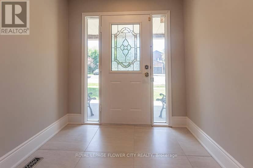 1 St Michaels Crescent — photo 9 of 40