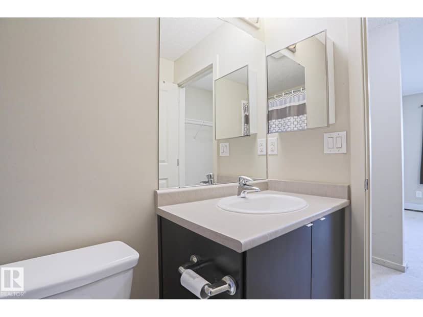 #411 3353 16A AV NW — photo 11 of 32