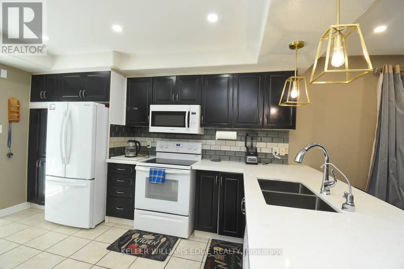 334 St Lawrence Drive — photo 10 of 39