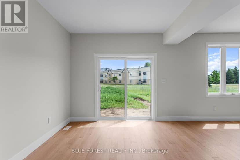 247 McTavish Street — photo 15 of 40